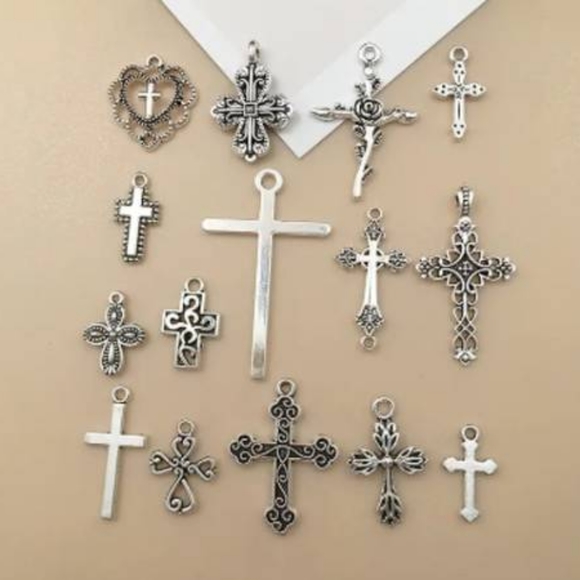 15 Piece Cross Pendant Lot NEW Charms For DIY - Picture 4 of 8